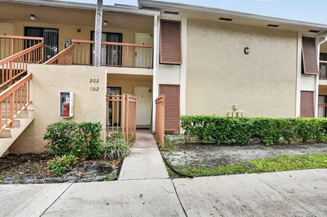 3939 NE 5th Avenue Boca Raton FL 33431
