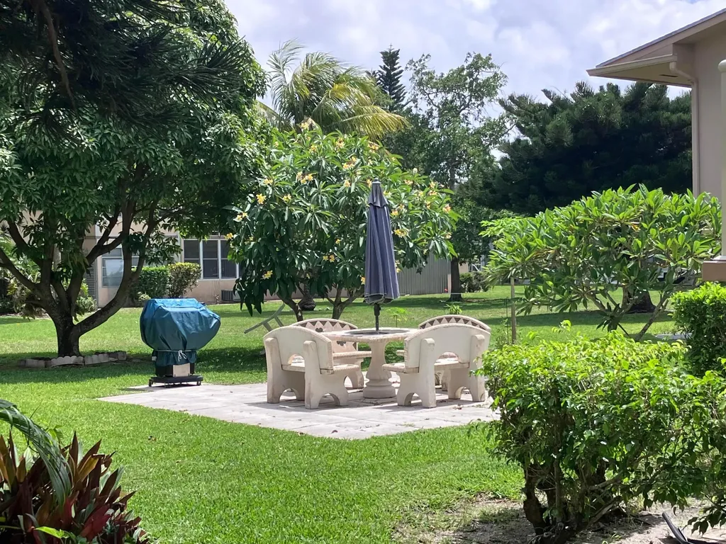32 Salisbury B West Palm Beach FL 33417