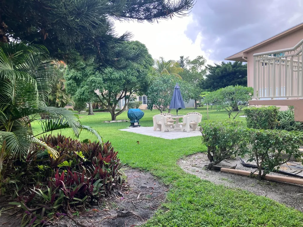 32 Salisbury B West Palm Beach FL 33417