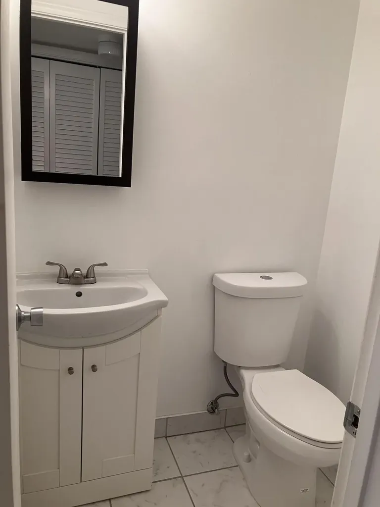 32 Salisbury B West Palm Beach FL 33417