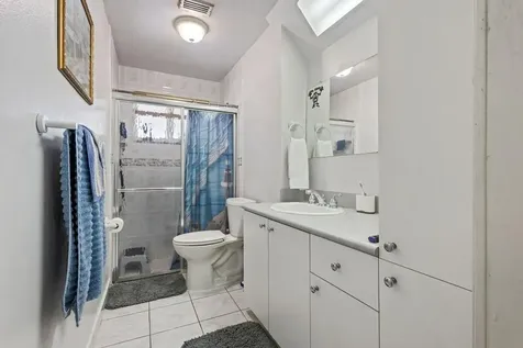 101 NE 195th Street Miami FL 33179