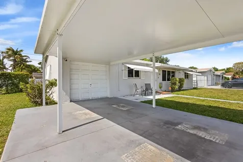 101 NE 195th Street Miami FL 33179