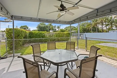 101 NE 195th Street Miami FL 33179