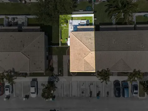 5951 Manchester Way Tamarac FL 33321