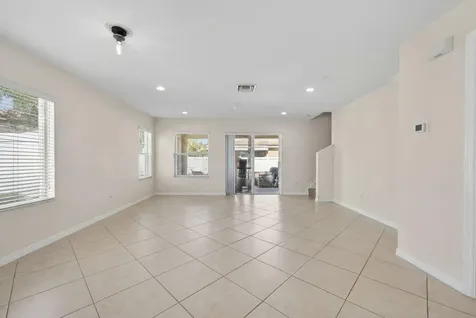 5951 Manchester Way Tamarac FL 33321