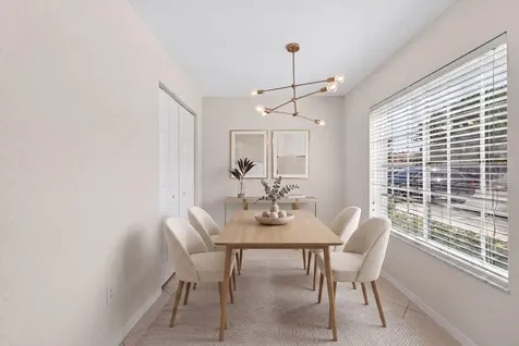 5951 Manchester Way Tamarac FL 33321