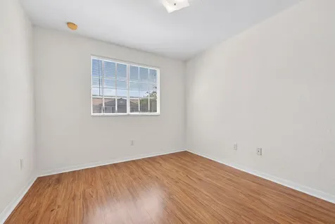 5951 Manchester Way Tamarac FL 33321