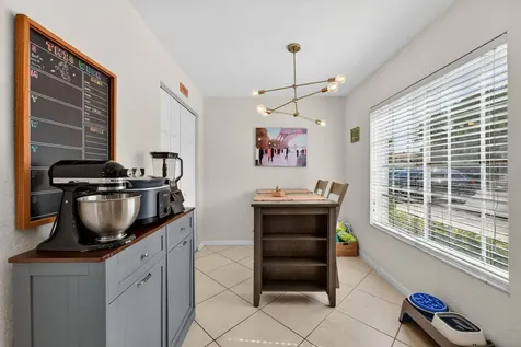 5951 Manchester Way Tamarac FL 33321