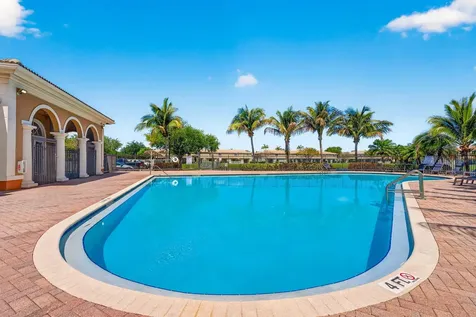 5951 Manchester Way Tamarac FL 33321