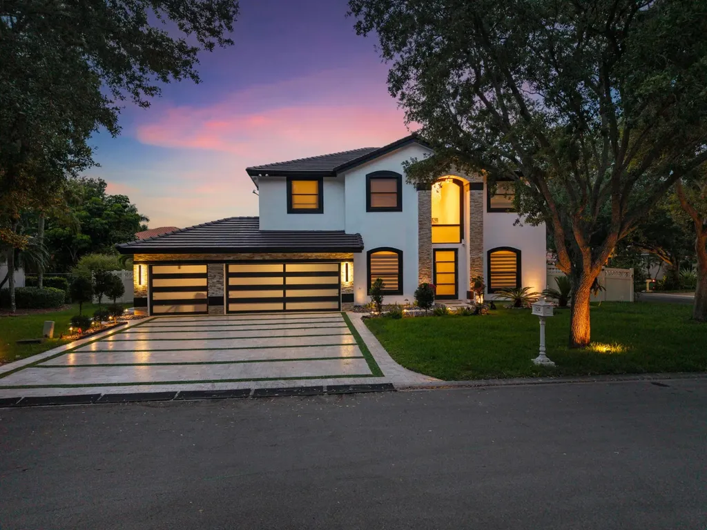 1254 NW 102nd Way Coral Springs FL 33071
