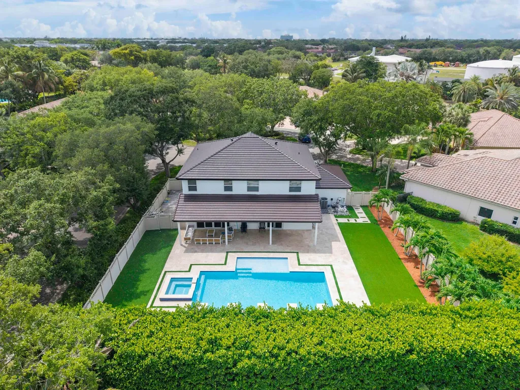 1254 NW 102nd Way Coral Springs FL 33071