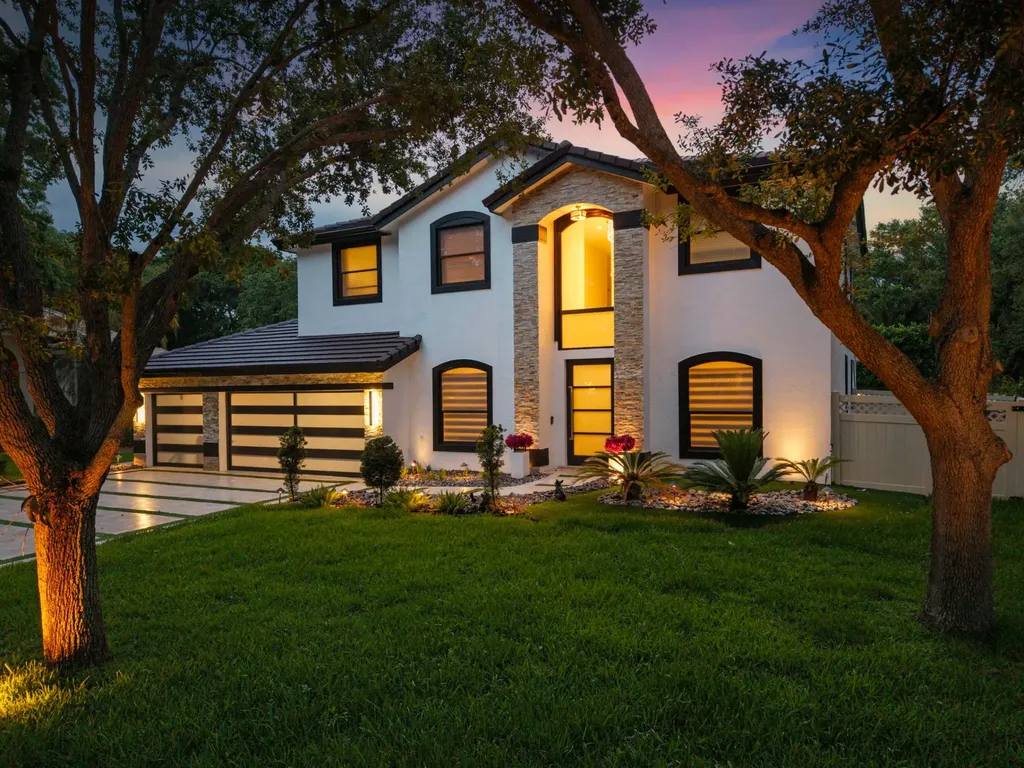 1254 NW 102nd Way Coral Springs FL 33071