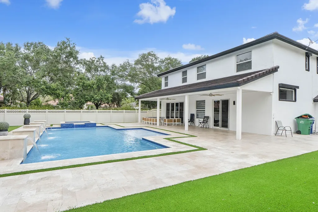 1254 NW 102nd Way Coral Springs FL 33071
