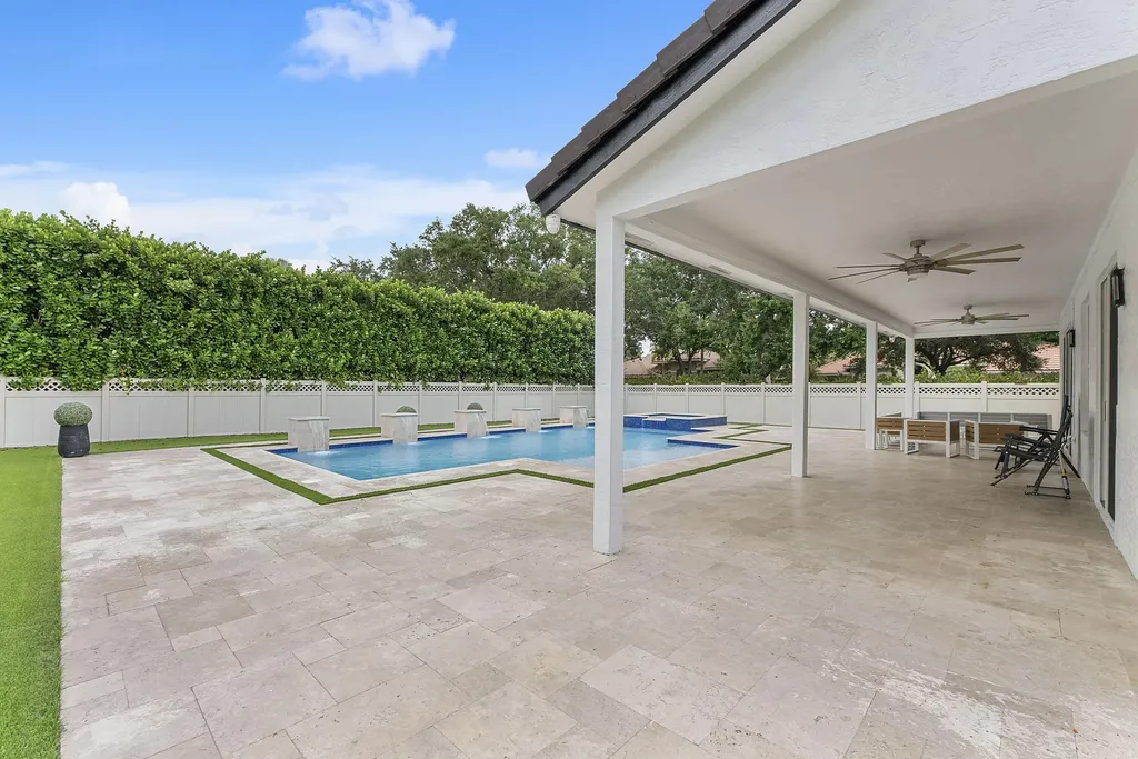 1254 NW 102nd Way Coral Springs FL 33071