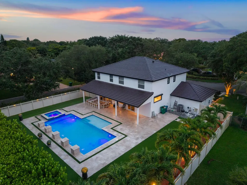 1254 NW 102nd Way Coral Springs FL 33071
