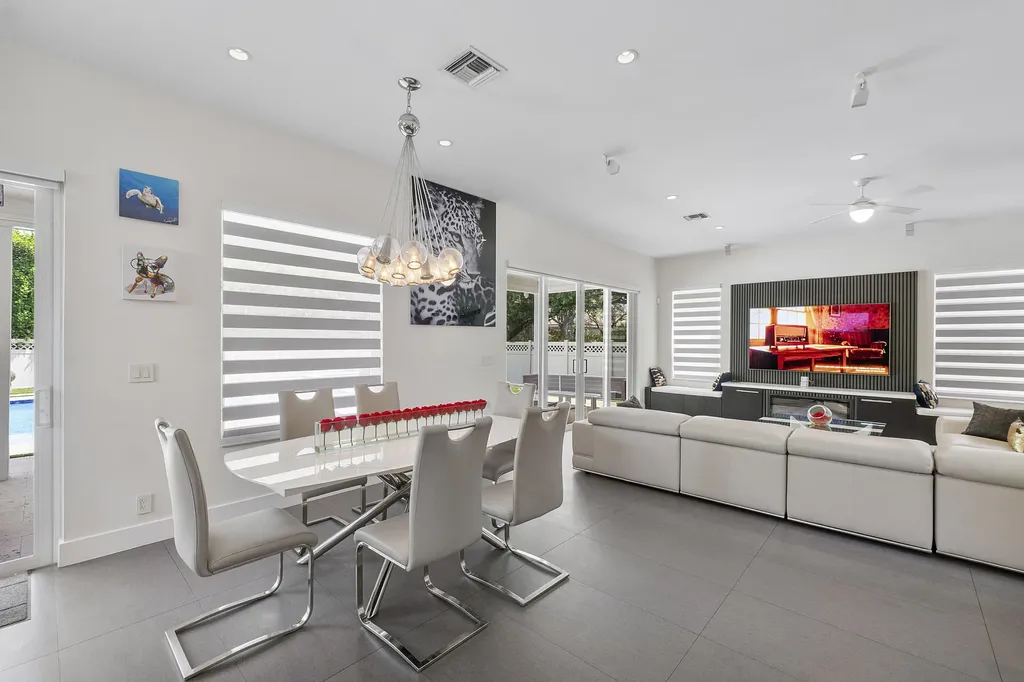 1254 NW 102nd Way Coral Springs FL 33071