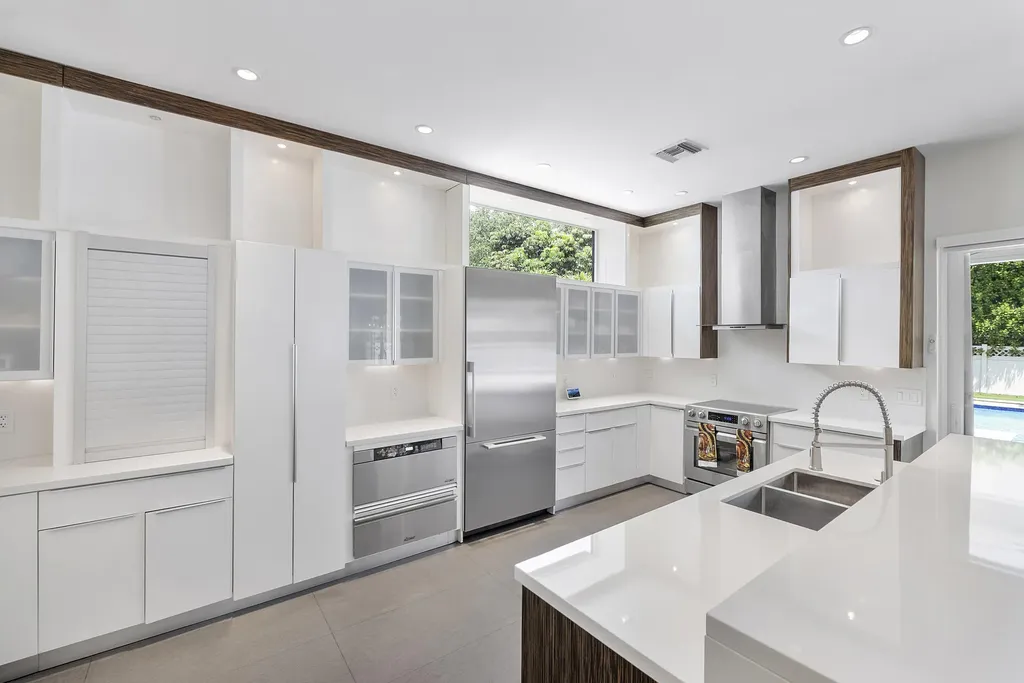 1254 NW 102nd Way Coral Springs FL 33071