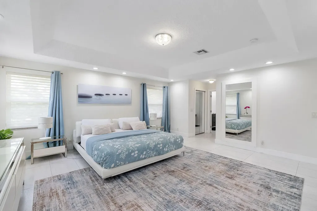 1254 NW 102nd Way Coral Springs FL 33071