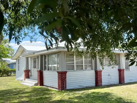207 SE 4th Street Okeechobee FL 34974