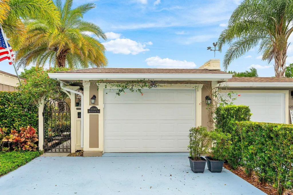 12383 Westhampton Circle Wellington FL 33414