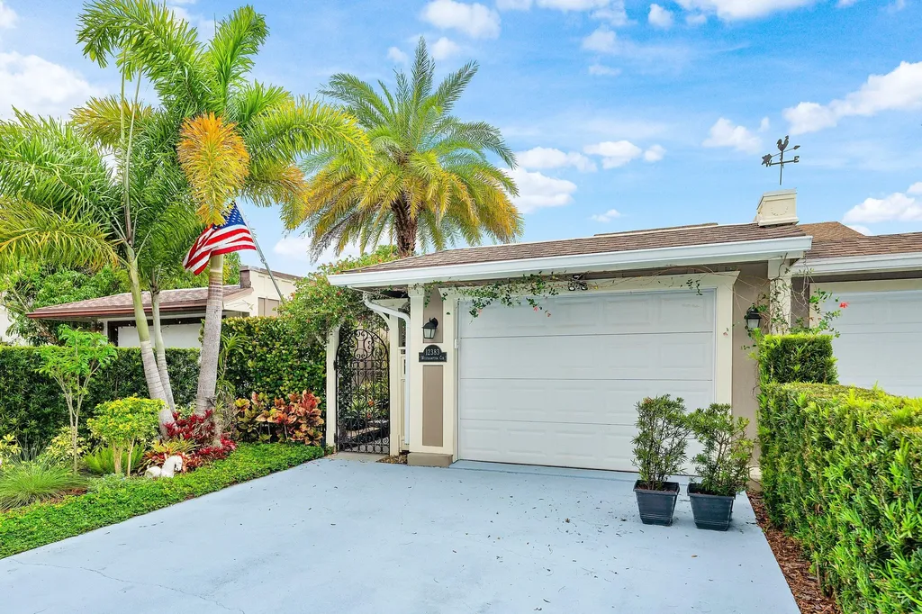 12383 Westhampton Circle Wellington FL 33414
