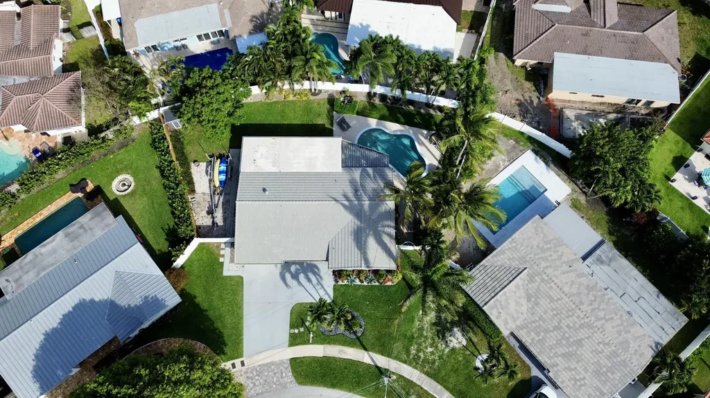 2650 NE 50th Street Lighthouse Point FL 33064