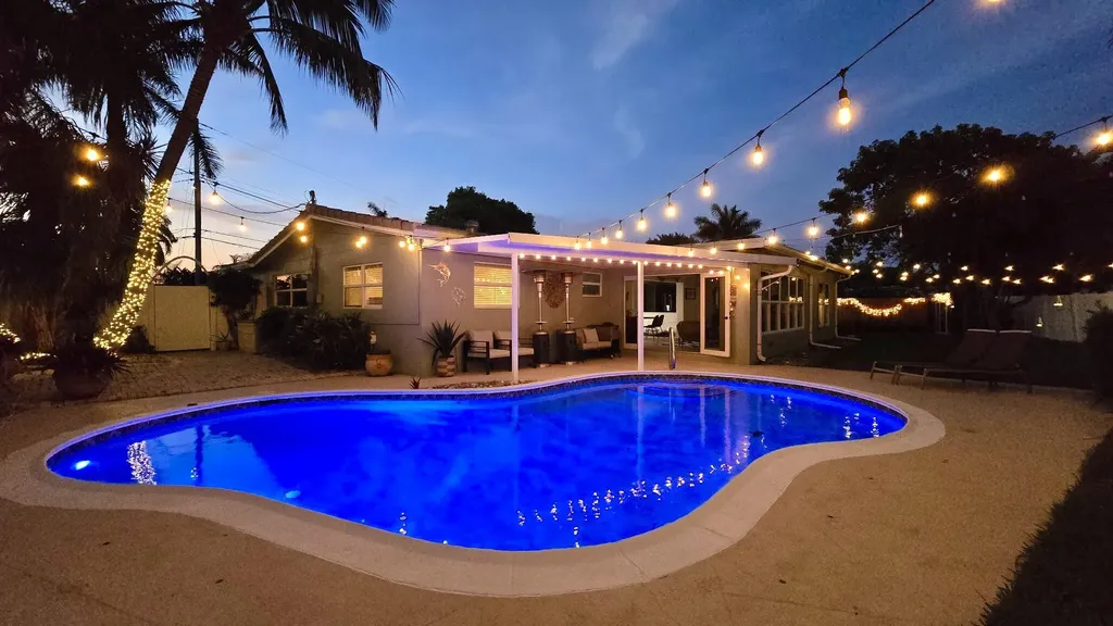 2650 NE 50th Street Lighthouse Point FL 33064