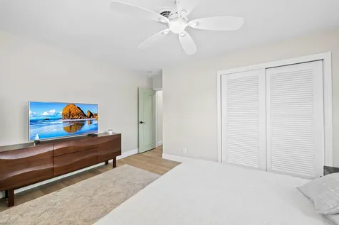 2650 NE 50th Street Lighthouse Point FL 33064