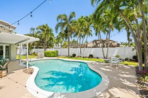 2650 NE 50th Street Lighthouse Point FL 33064