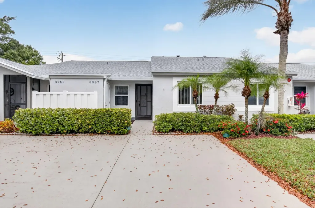 8697 Sunbird Place Boca Raton FL 33496