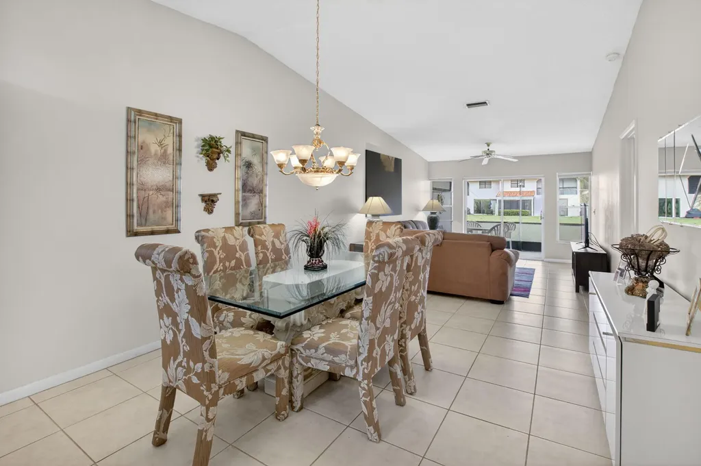 8697 Sunbird Place Boca Raton FL 33496