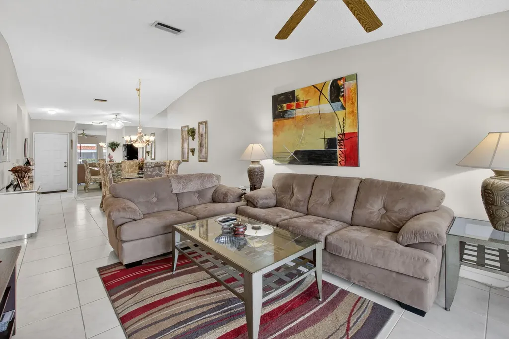 8697 Sunbird Place Boca Raton FL 33496