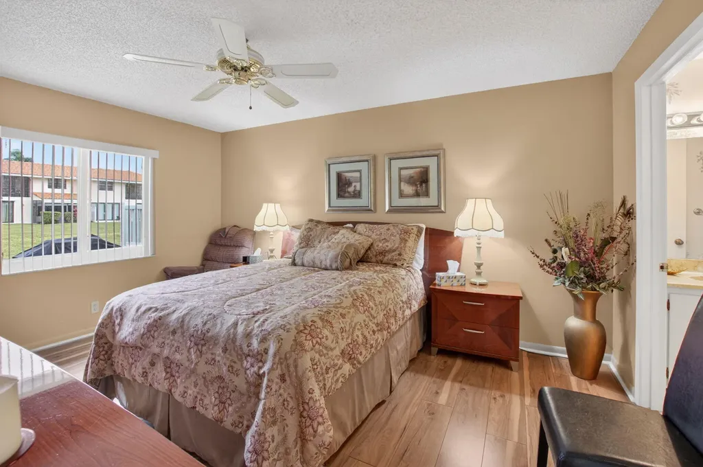 8697 Sunbird Place Boca Raton FL 33496