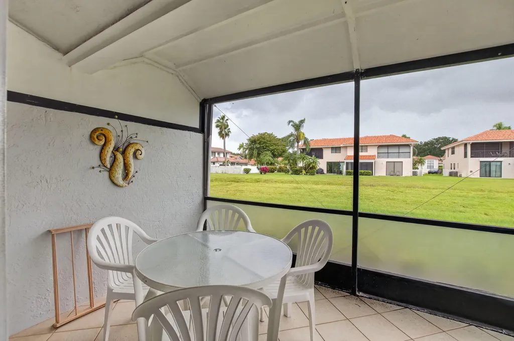 8697 Sunbird Place Boca Raton FL 33496