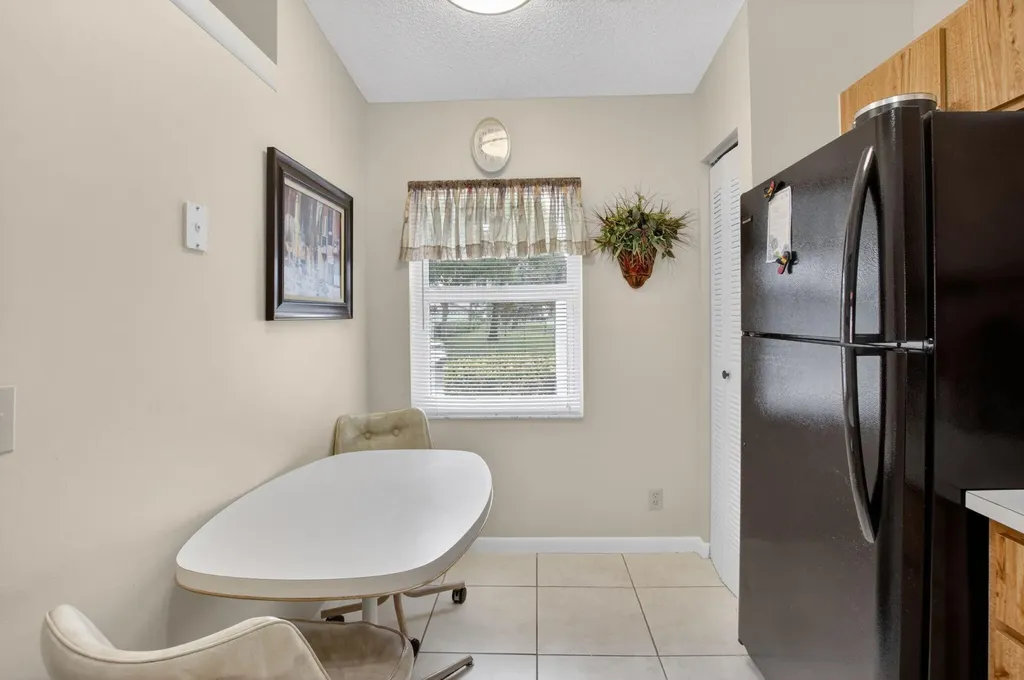 8697 Sunbird Place Boca Raton FL 33496