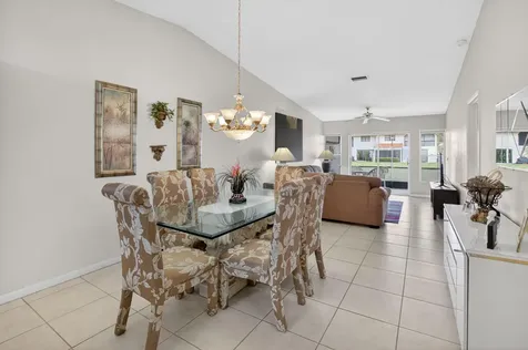 8697 Sunbird Place Boca Raton FL 33496