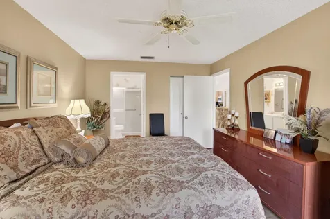 8697 Sunbird Place Boca Raton FL 33496