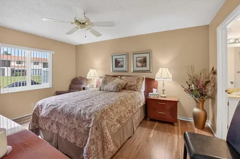 8697 Sunbird Place Boca Raton FL 33496