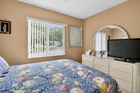 8697 Sunbird Place Boca Raton FL 33496