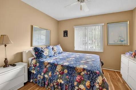 8697 Sunbird Place Boca Raton FL 33496