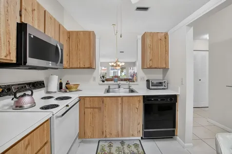 8697 Sunbird Place Boca Raton FL 33496