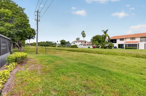 8697 Sunbird Place Boca Raton FL 33496