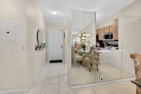 8697 Sunbird Place Boca Raton FL 33496