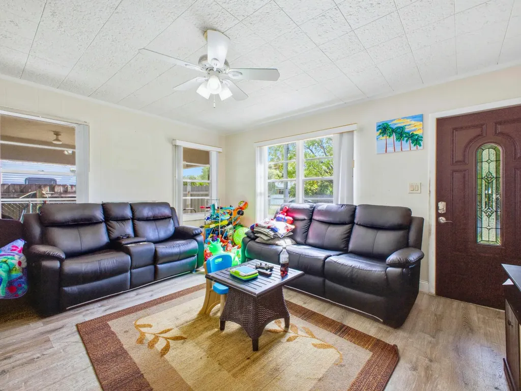 5509 W Garden Avenue West Palm Beach FL 33405
