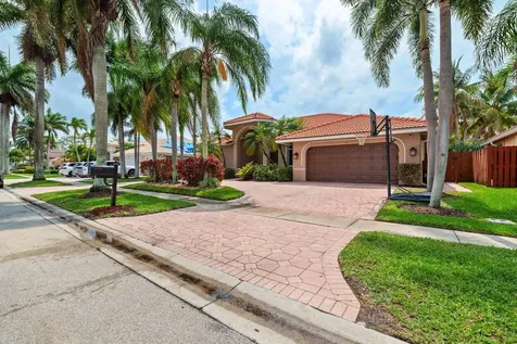 77 NW 108th Way Plantation FL 33324