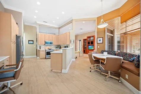 77 NW 108th Way Plantation FL 33324