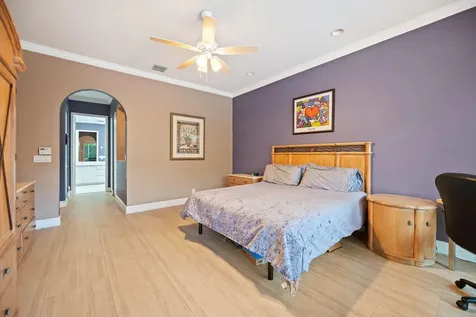 77 NW 108th Way Plantation FL 33324