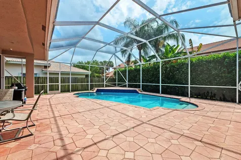 77 NW 108th Way Plantation FL 33324