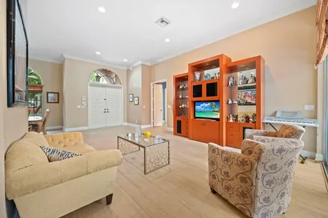 77 NW 108th Way Plantation FL 33324