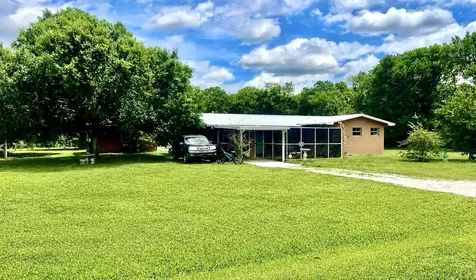 7815 NW 86th Court Okeechobee FL 34972